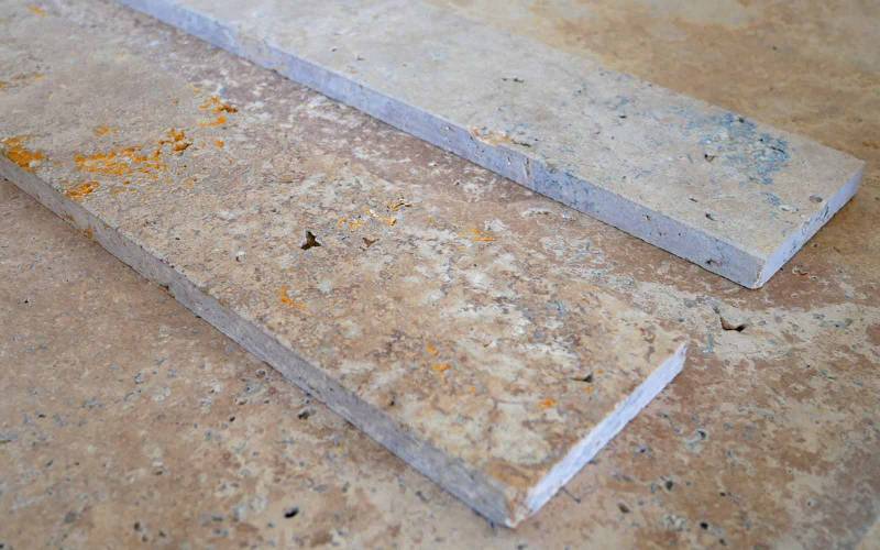Naturstein Sockelleiste Travertin Rustikal getrommelt