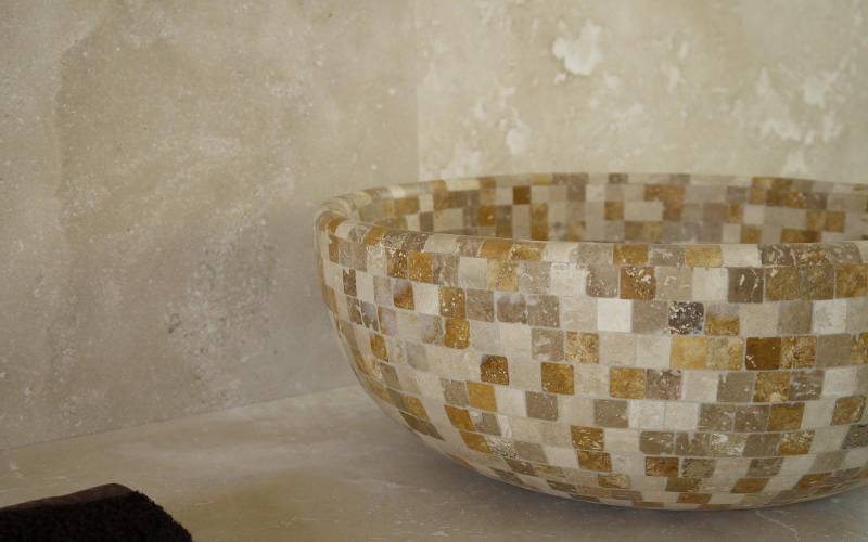 Travertin Naturstein Waschbecken rund aus Mosaik bunt